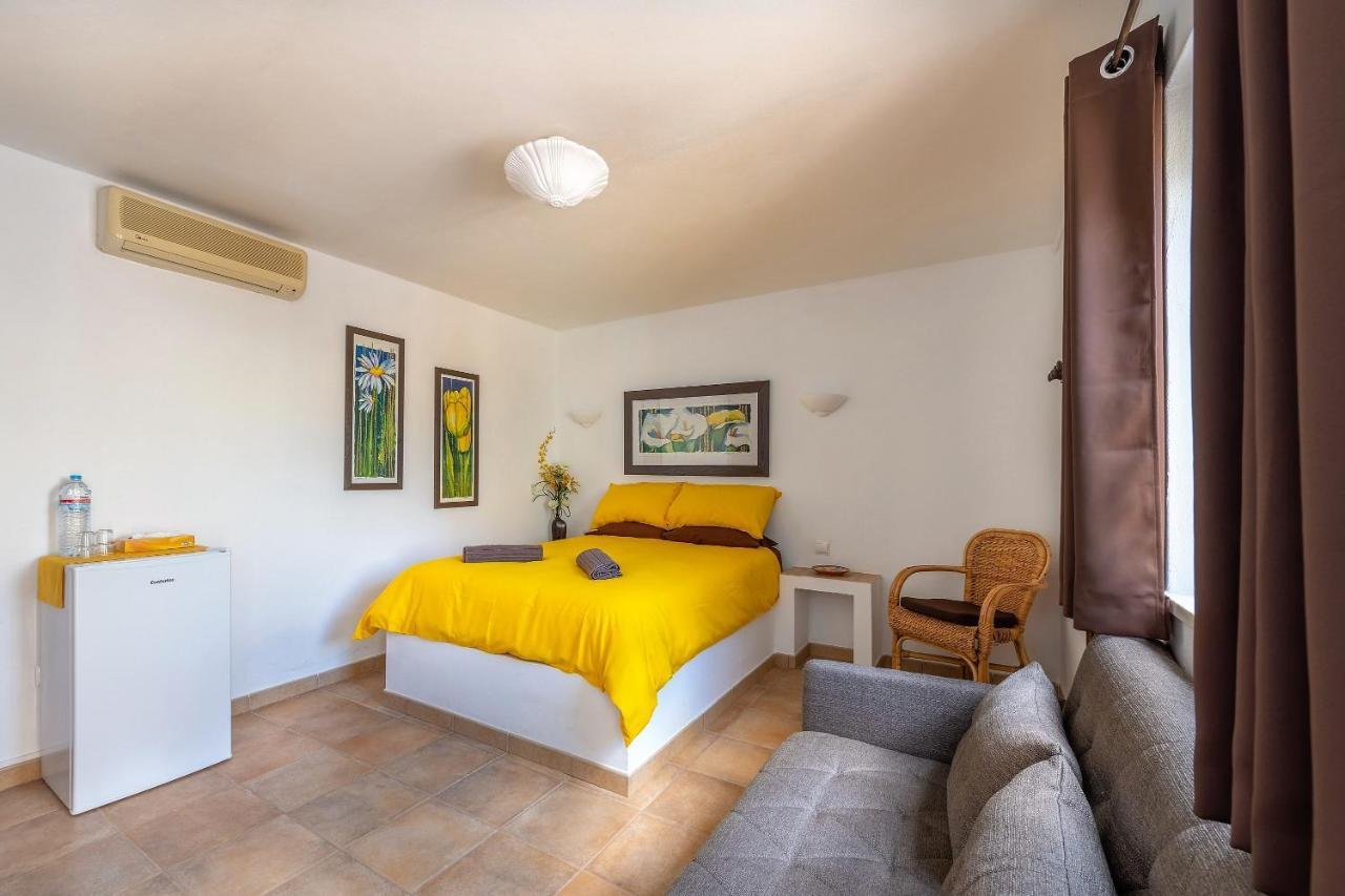 Bed and Breakfast Casa Dos Ninos à São Bartolomeu de Messines Extérieur photo